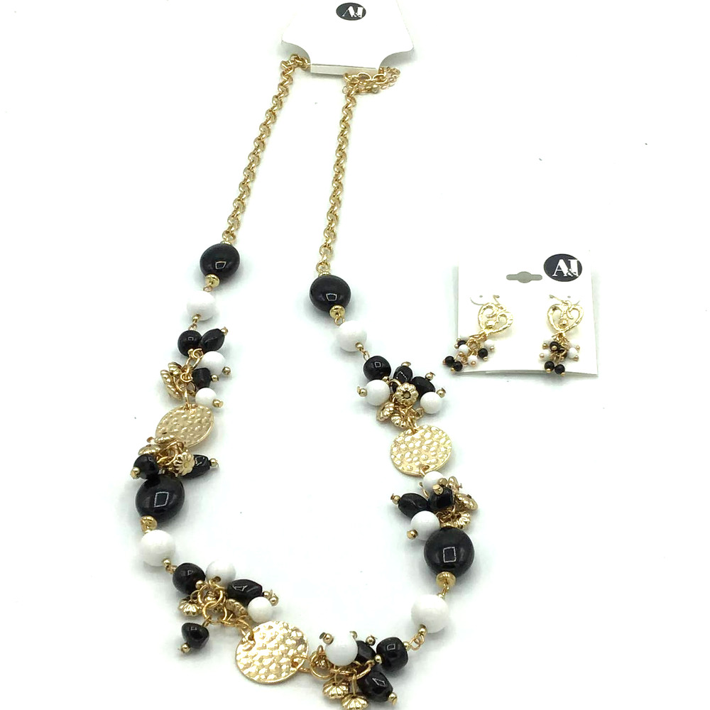 A & I Black, White & Gold Necklace With‎ Earrings